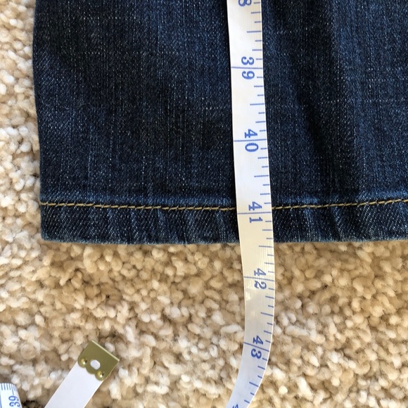 Vera Wang Straight Leg Jeans - Picture 5 of 5